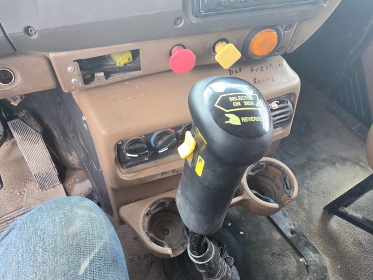 #25404-•-2003-mack-cv713-granite-tandem-axel-dump-truck-image-84