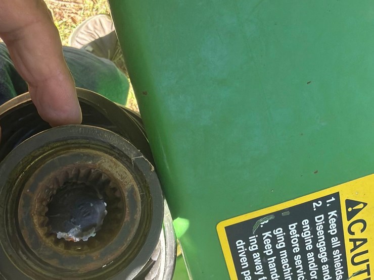 john-deere-914-header-image-11