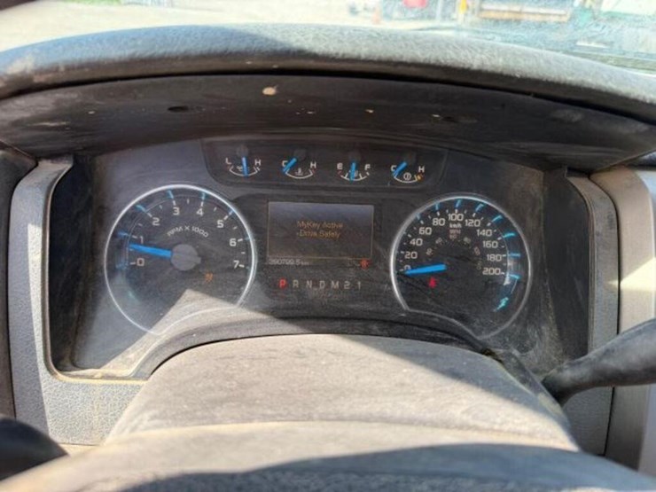 2014-ford-f150-xlt-image-9