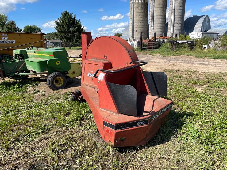 case-ih-600-image-3