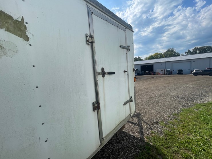 #2413-•-12'-single-axle-enclosed-trailer-(no-title)-image-24