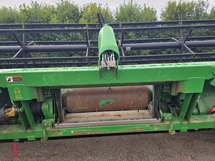 2011-john-deere-640fd-image-27