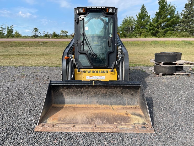 2021-new-holland-l316-image-8