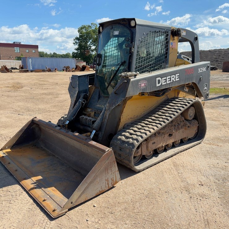 2013 DEERE 329E