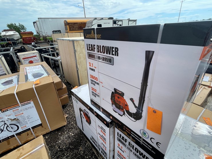 #5136-•-landhonor-leaf-blower-image-1