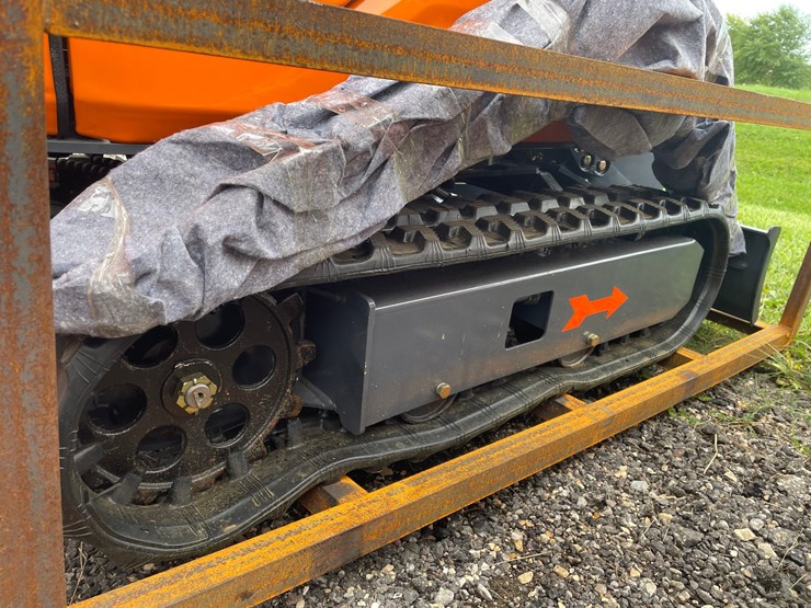 #2970-•-landhonor-mini-excavator-image-5