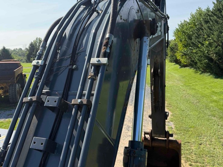 2019-deere-350g-lc-image-15
