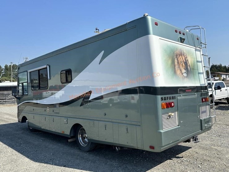 1999-safari-trek-24'-motorhome-image-5