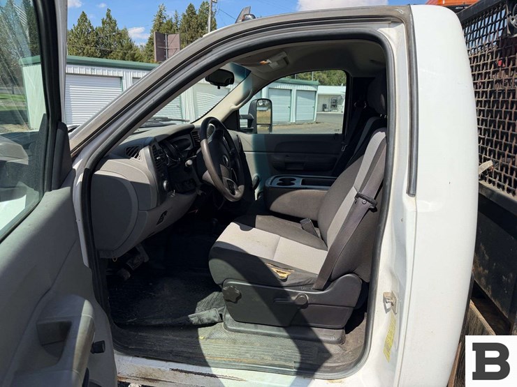 2008-chevrolet-silverado-3500-image-34