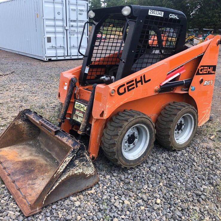 2020 GEHL R105