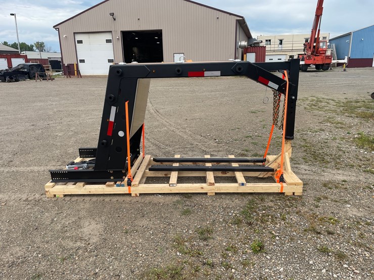 #6319-•-gooseneck-adapter-hitch-(green-bay,-wi)-image-4