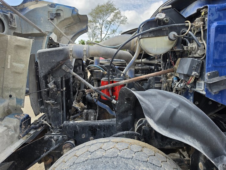 #25404-•-2003-mack-cv713-granite-tandem-axel-dump-truck-image-56