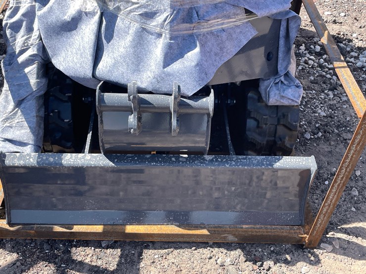 #2033-•-unused-2026-landhonor-mini-excavator-image-17