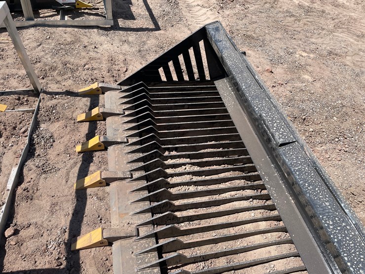 #2413-•-unused-2026-landhonor-skid-steer-rock-bucket-attachment-image-6