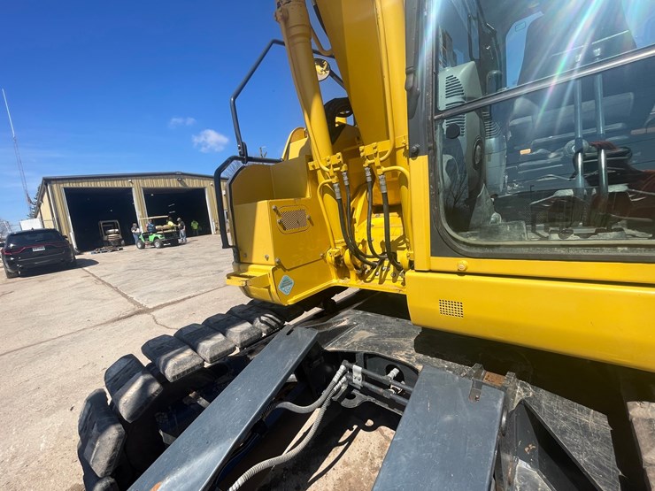2019-komatsu-pc138us-image-37