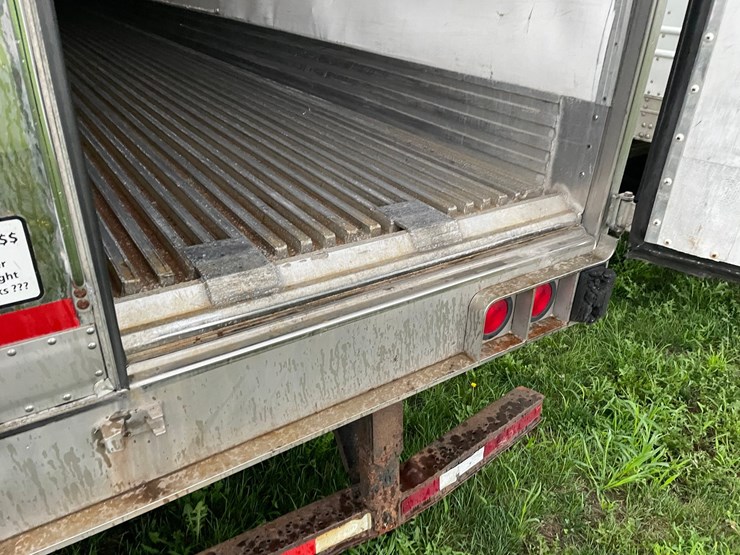 2017-utility-3000r-image-14