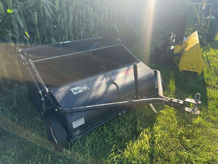 agri-fab-42”-lawnsweep-image-1