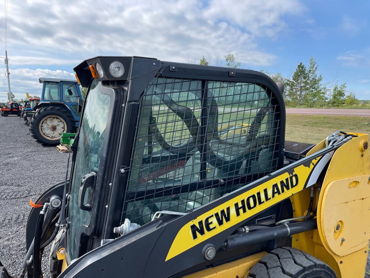 2021-new-holland-l316-image-13