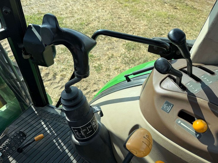 2007-john-deere-5525-image-23