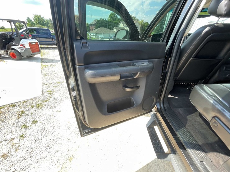 #301-•-2012-chevy-silverado-lt-pickup-truck-(has-wi-title)-(chilton,-wi)-image-47
