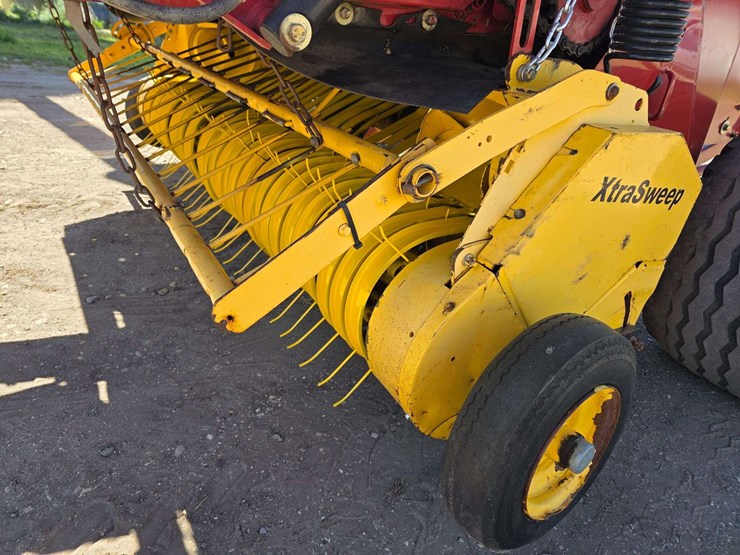 2009-new-holland-br7090-image-34