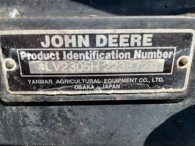 2010-john-deere-2305-image-44