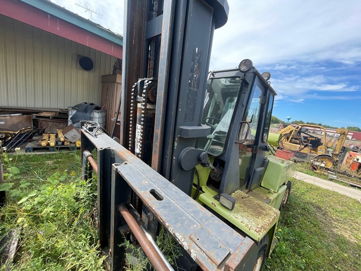 #135-•-clark-forklift-(shawano,-wi)-image-8