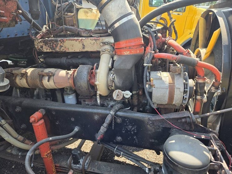 1988-kenworth-t600-image-13
