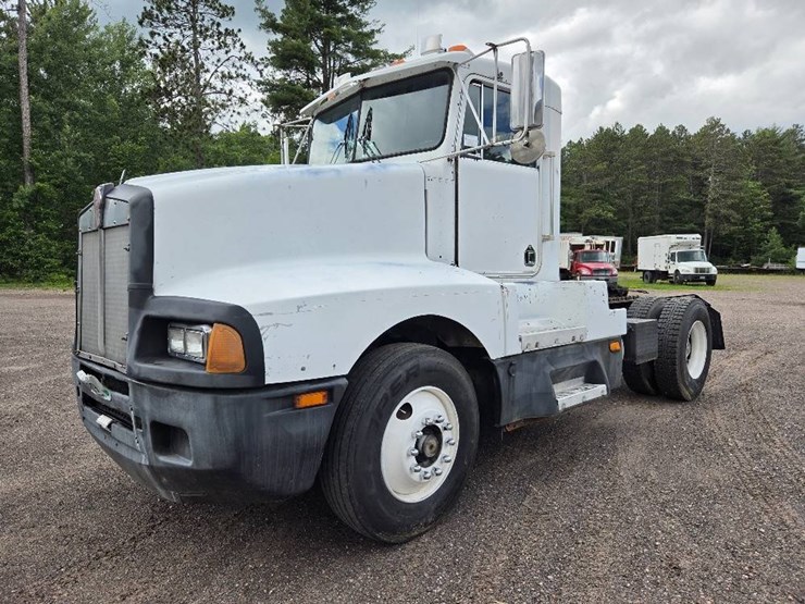 1988-kenworth-t600-image-1