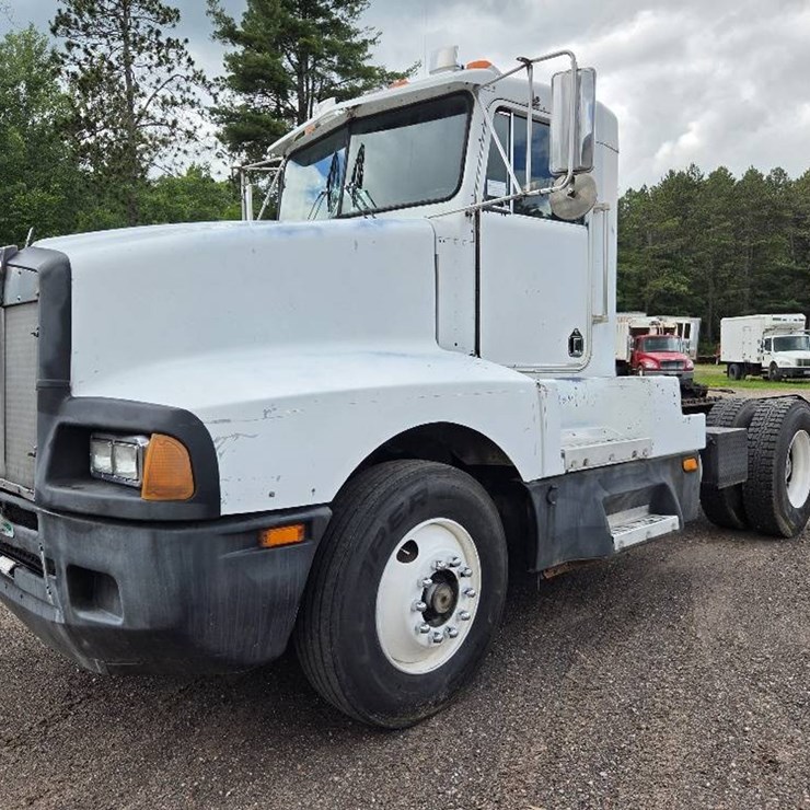 1988 KENWORTH T600