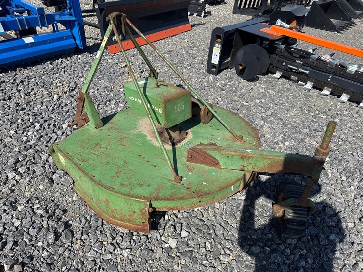 john-deere-105-image-4