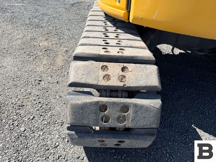 2012-deere-50g-image-22