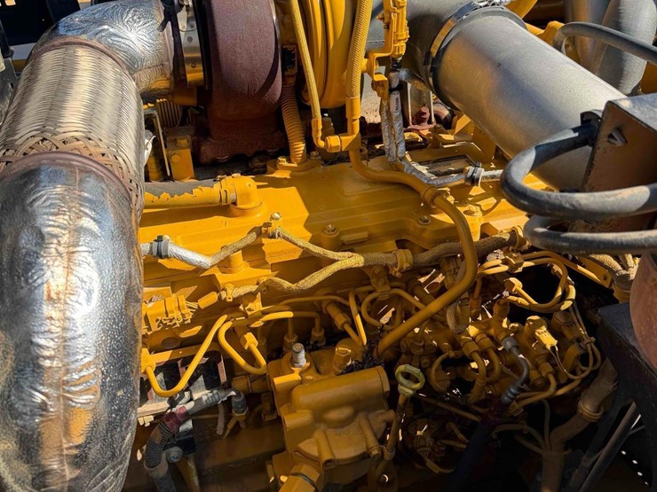2019-deere-350g-lc-image-18