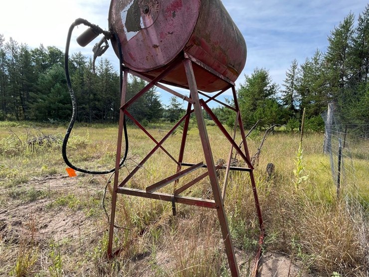 #6219-•-fuel-tank-on-stand-image-2