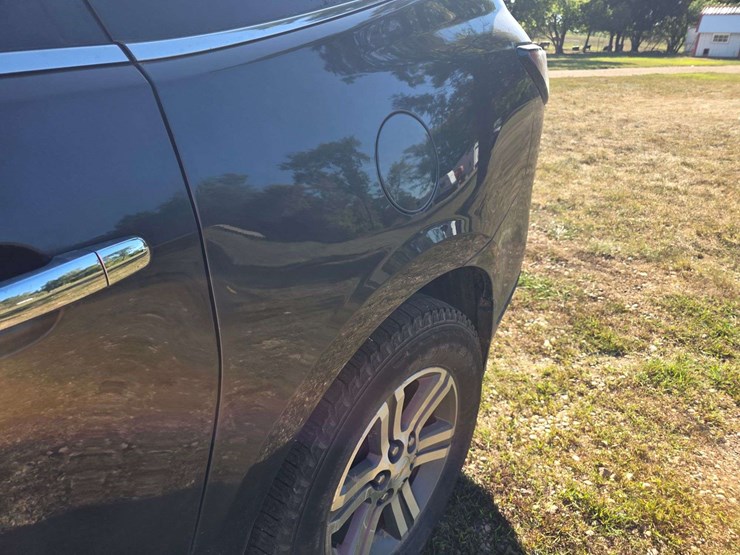2014-chevrolet-traverse-lt-image-39