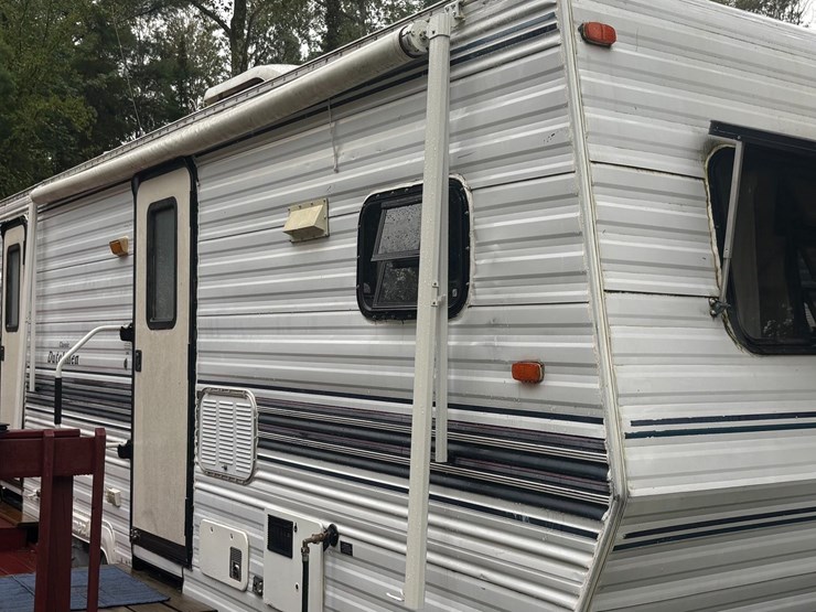 #5944-•-1996-dutchmen-camper-(shawano,-wi)-(has-wi-title)-image-1