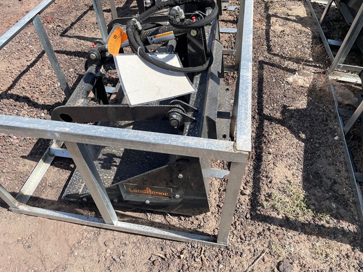 #2410-•-unused-2026-landhonor-mini-skid-steer-grapple-bucket-image-7