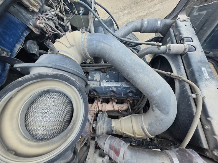 #25404-•-2003-mack-cv713-granite-tandem-axel-dump-truck-image-69