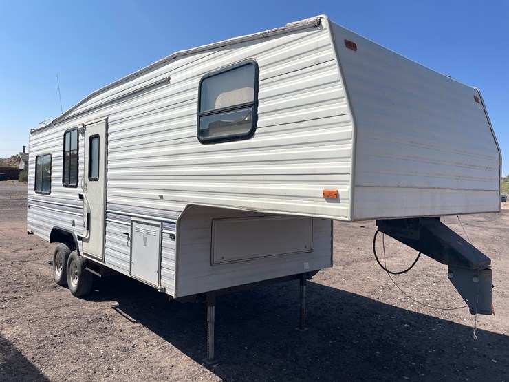 #1858-•-1994-fleetwood-travel-trailer-(has-nm-title)-image-1