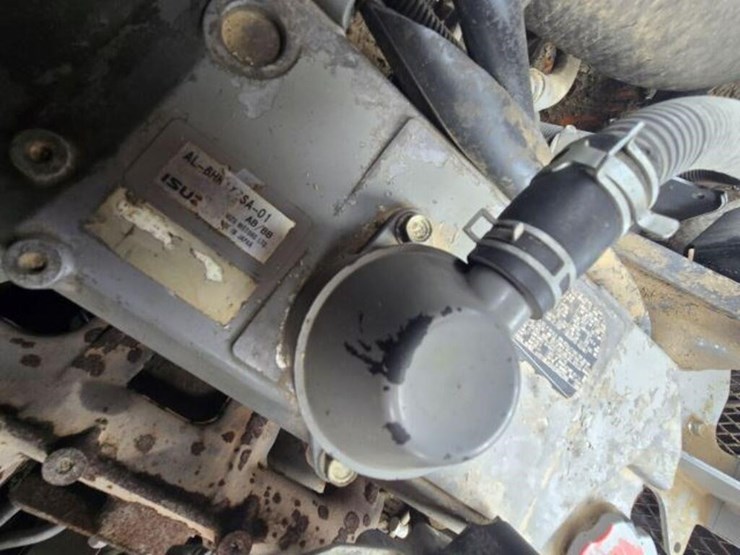 2012-hitachi-zx350-lc-image-34