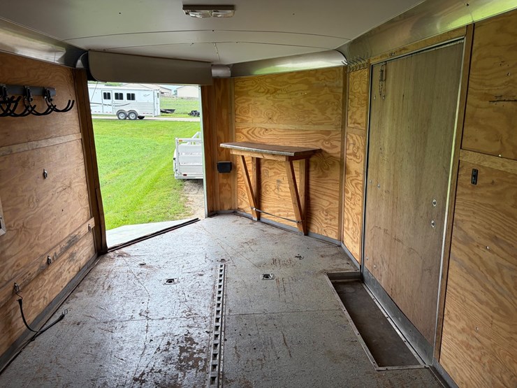 #712-•-2006-atlas-combo-tandem-axle-enclosed-trailer-(has-wi-title)(helenville,-wi)-image-17