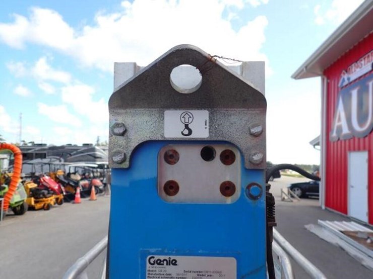 2011-genie-gr20-image-25