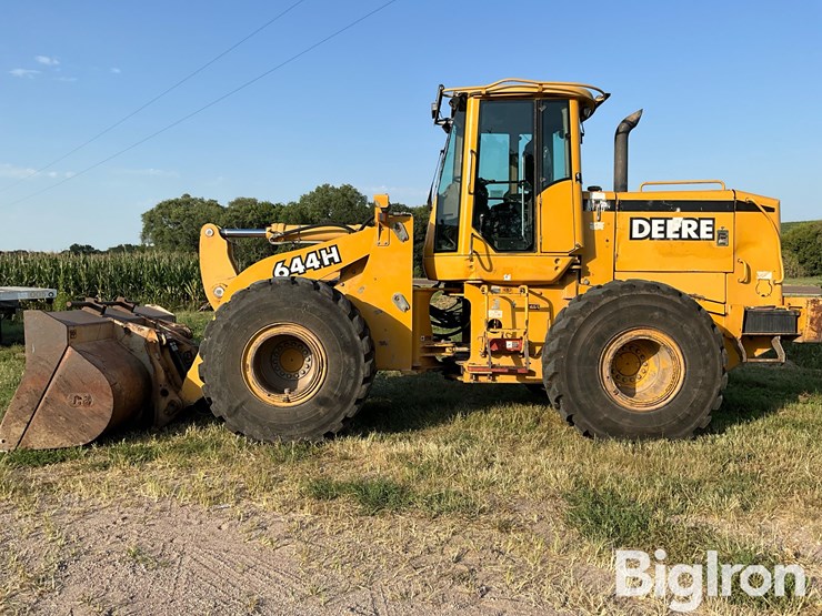 1999-deere-644h-image-8