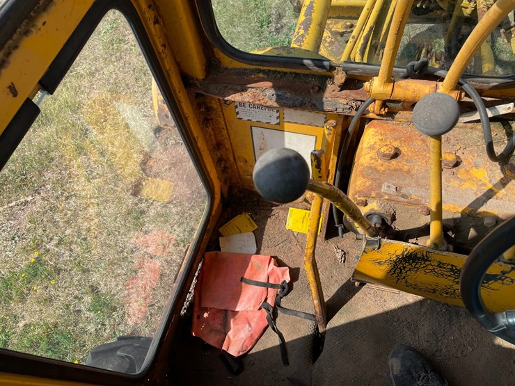 1964-caterpillar-12e-image-61