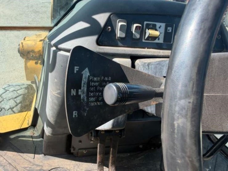 2006-deere-310g-image-9