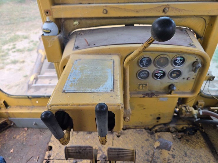 caterpillar-d8h-image-56