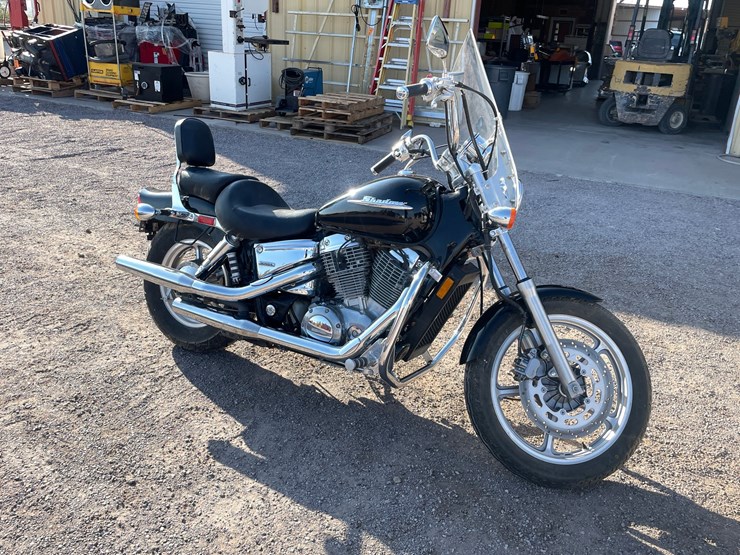 #1863-•-2006-honda-vt1100-(has-nm-title)-image-4