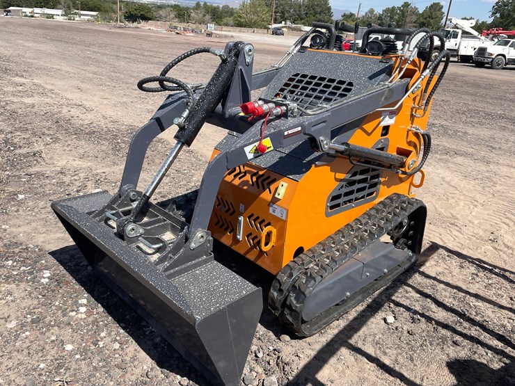 #2065-•-unused-2026-landhonor-mini-skid-steer-loader-image-15
