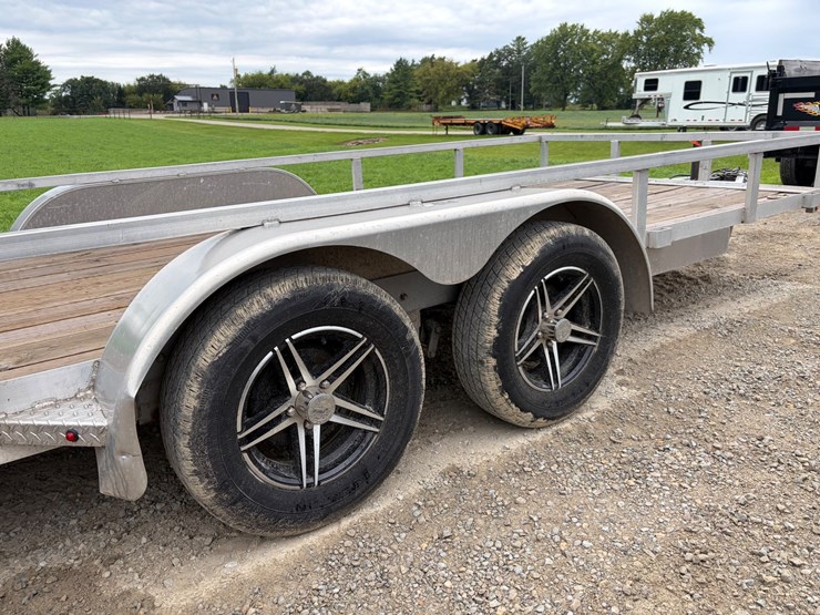#718-•-2023-h&h-aluminum-utility-tandem-axle-trailer-(has-wi-title)(helenville,-wi)-image-4