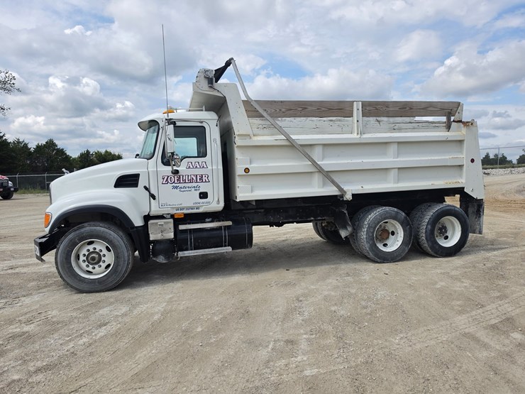 #25405-•-2003-mack-cv713-granite-truck-image-5